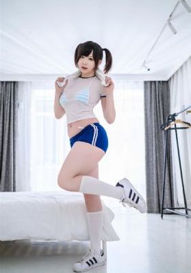 动漫女被黄漫扒衣_国产剧在线观看电视